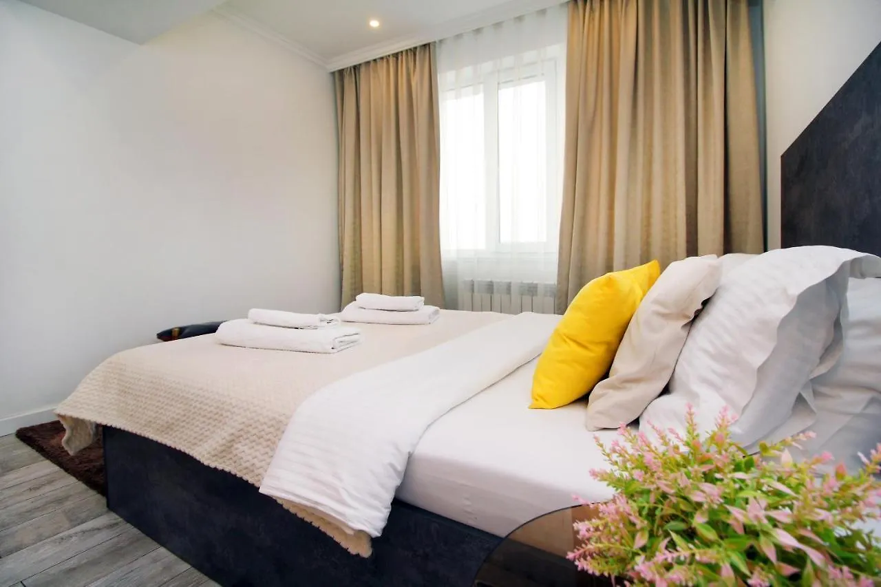 Apartman Светлая Квартира Almati